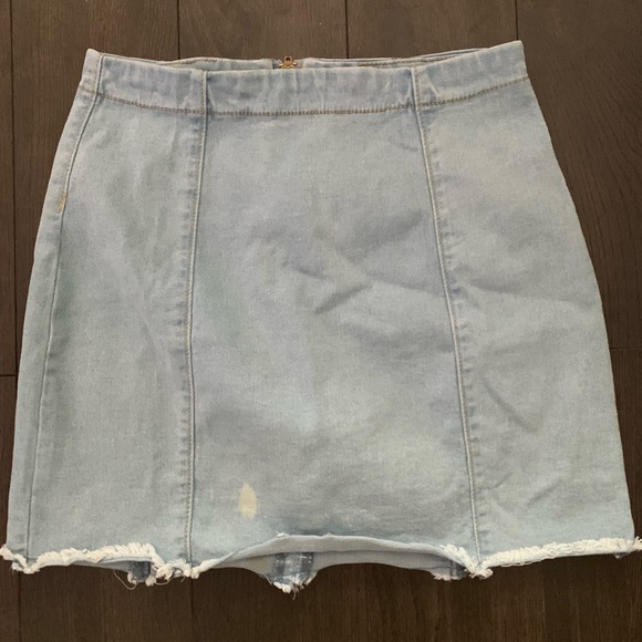 Forever 21 Denim Skirt - Picture 2 of 6